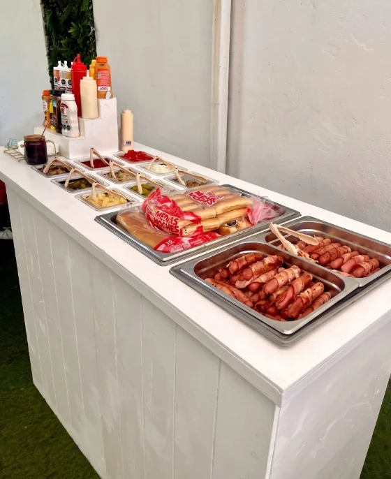 Barra de hot dogs para fiestas
